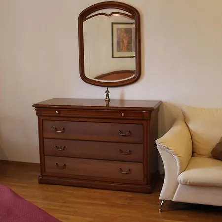 Nezavisimosty Apartment *